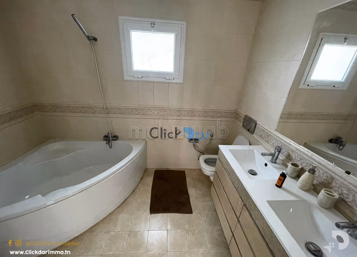 Villa avec piscine en S4 à Hammamet Nord