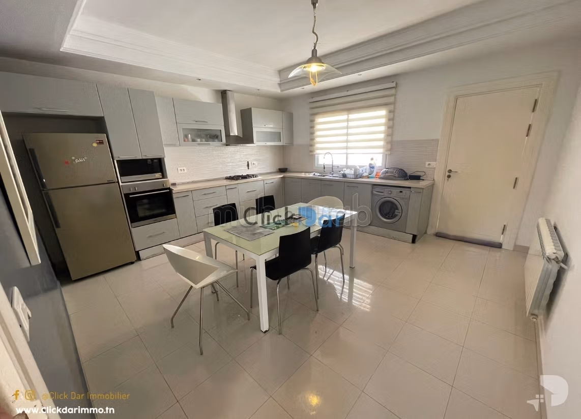 Villa avec piscine en S4 à Hammamet Nord