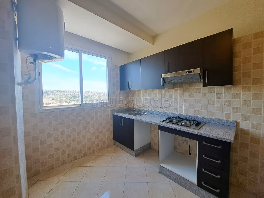 Busca pisos en venta. 2 habitaciones. Conserje. 