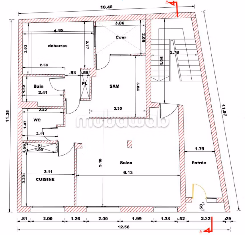 Se vende piso. Area 92 m². Vista al mar