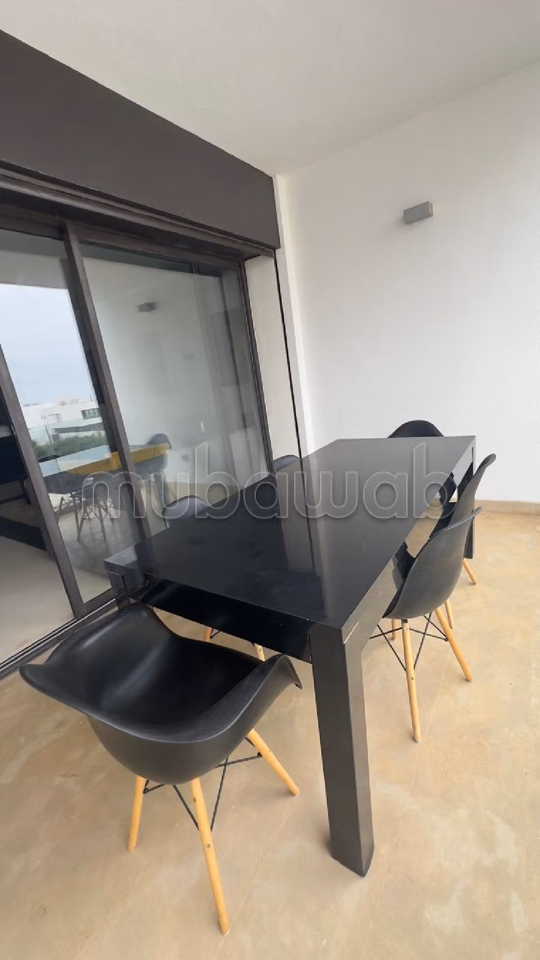 Affitto di uno splendido appartamento a Ain Diab. 4 locali spaziosi. Ammobiliato