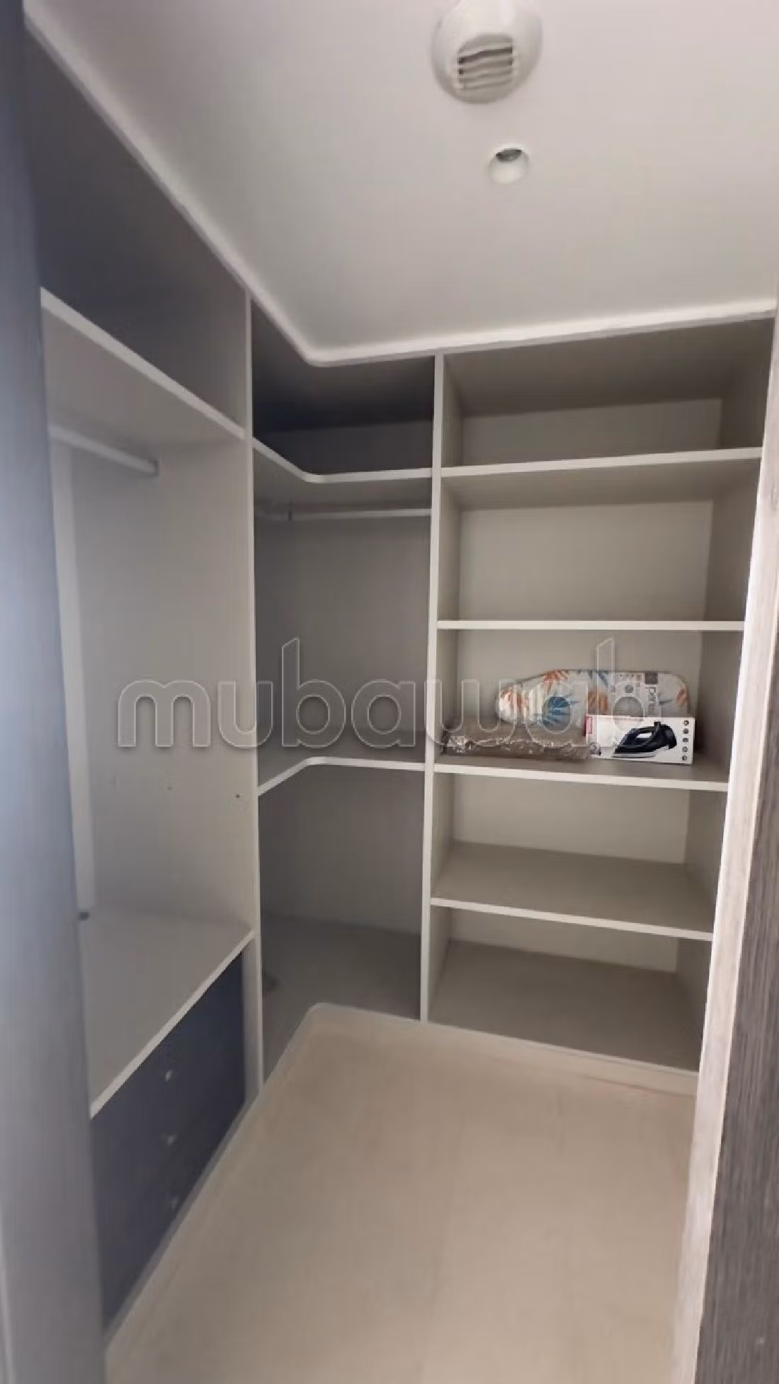 Affitto di uno splendido appartamento a Ain Diab. 4 locali spaziosi. Ammobiliato