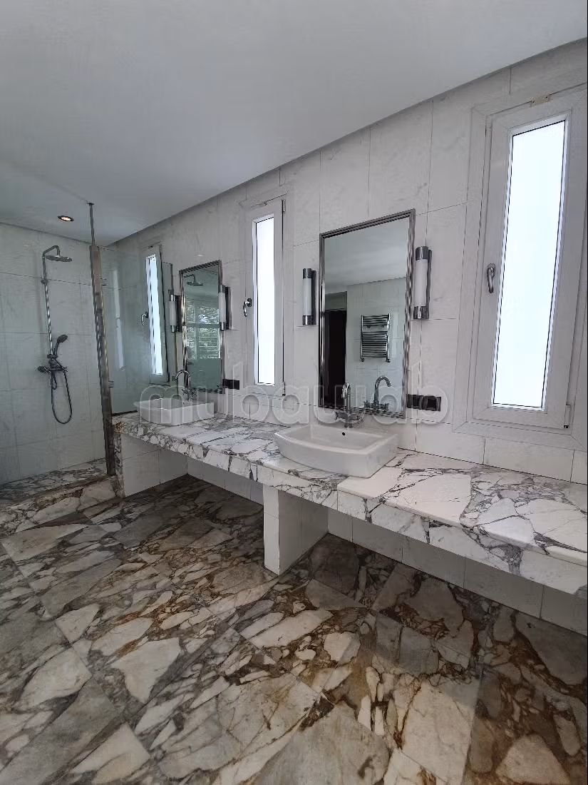 Villa haut standing à louer à Cil