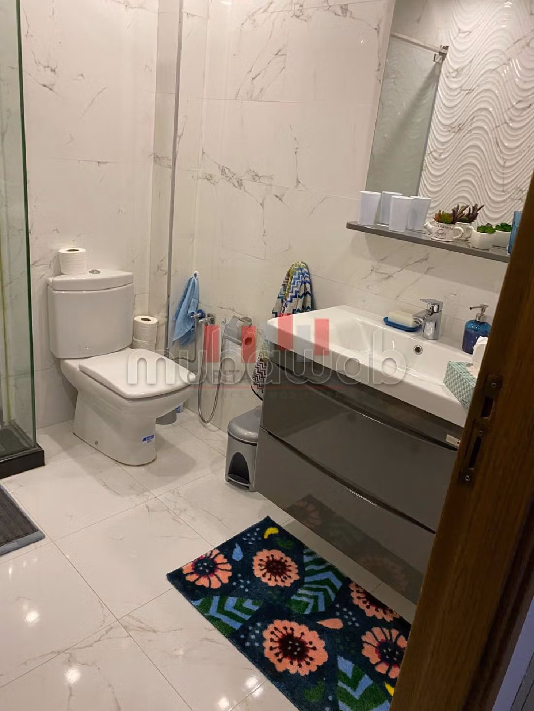 Piso en alquiler en Racine. Pequeña superficie 57 m². Con muebles