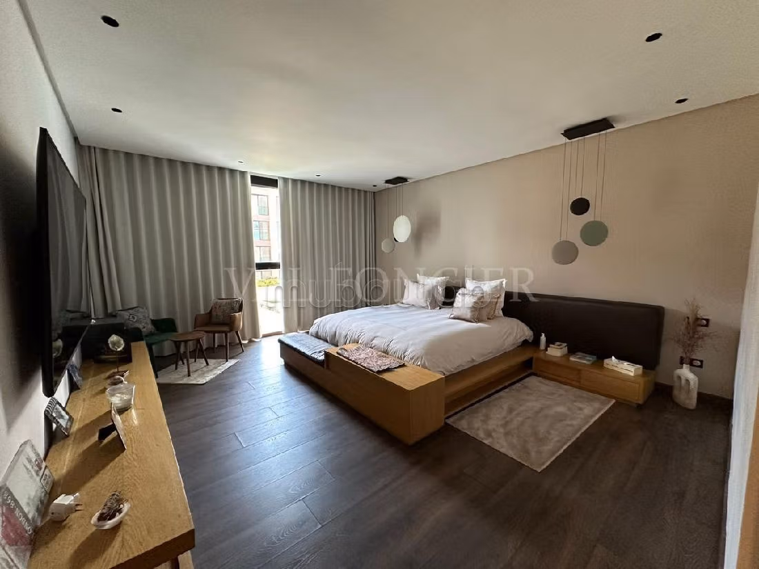 Bonito piso en venta en Ain Diab. 3 dormitorios. 