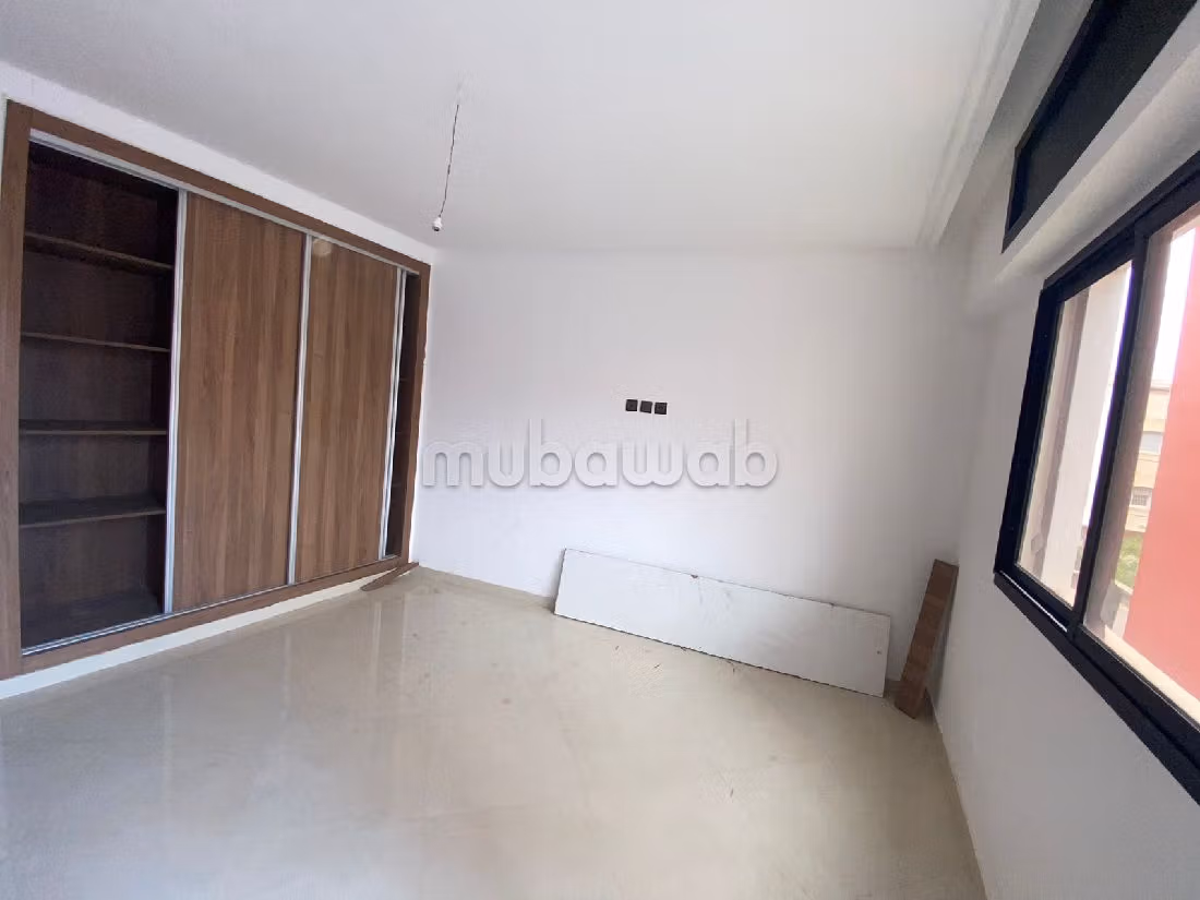 Immeuble de trois appartements R2