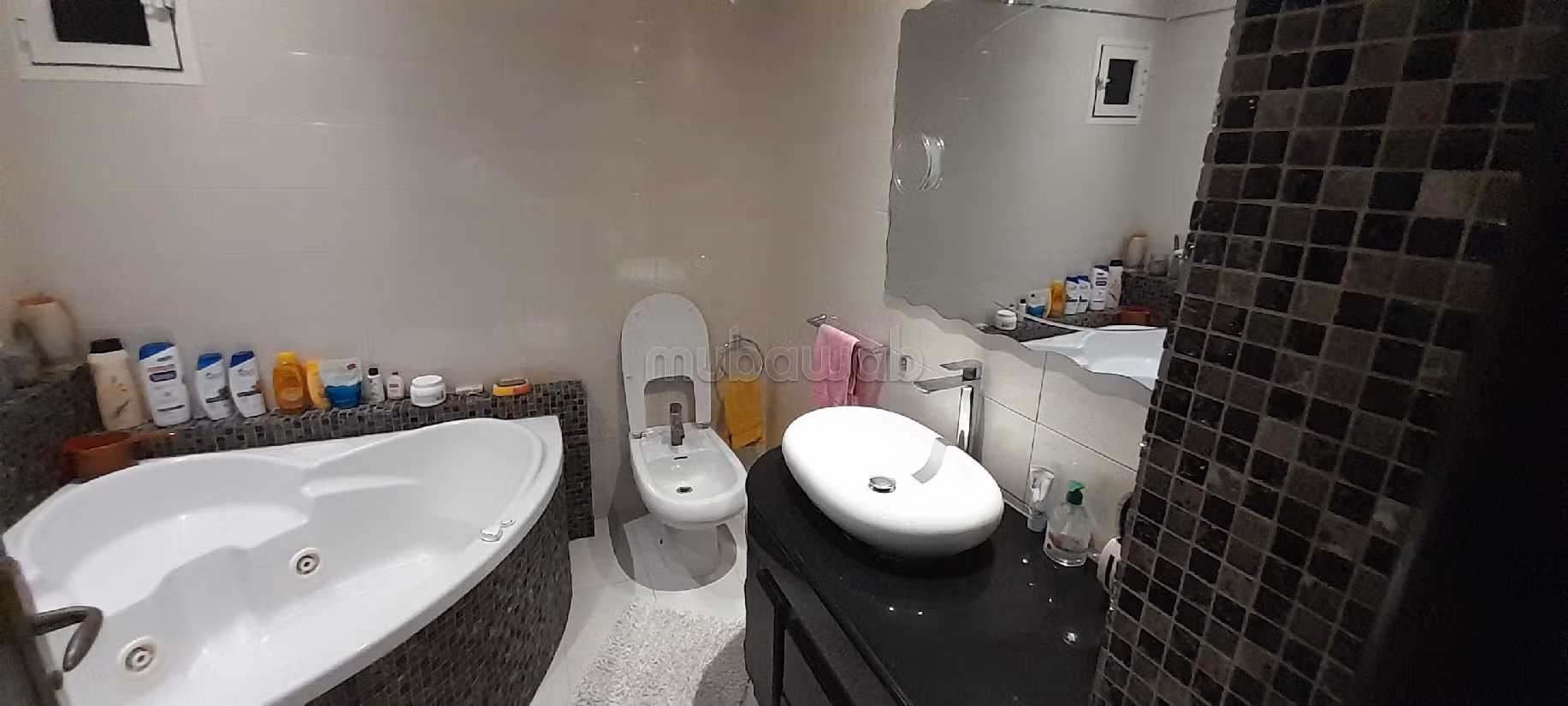 شقة رائعة للبيع براسين. 6 قطع. مصعد وشرفة. 