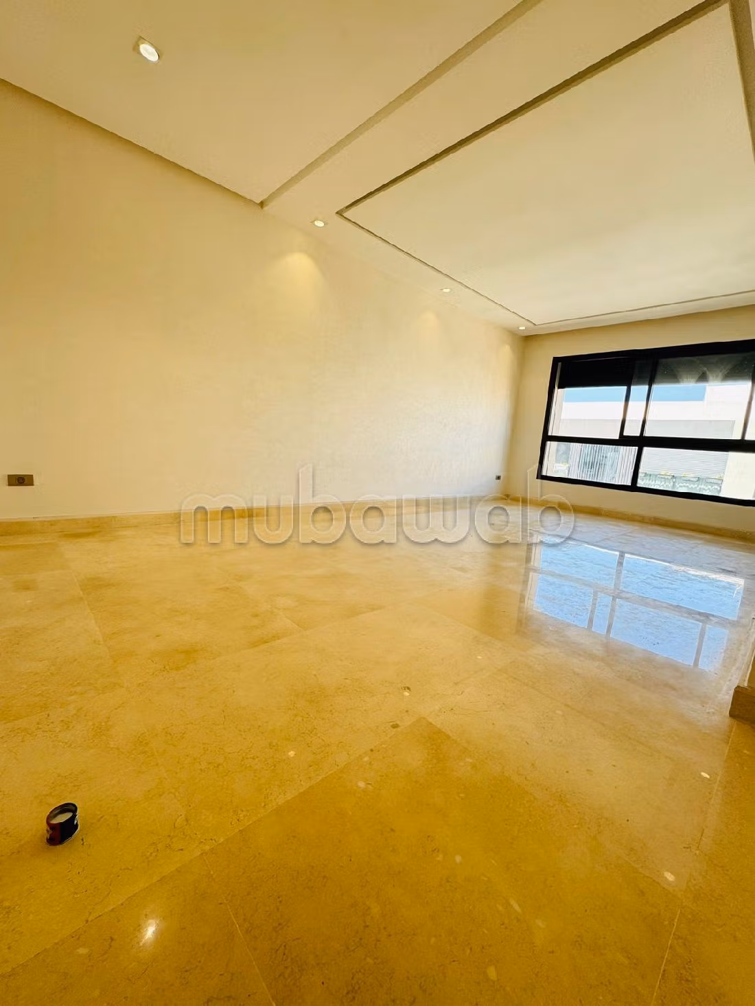 Affitta il tuo appartamento a Les princesses. 4 ampi locali. Condizionatore e servizio di conciergerie. 