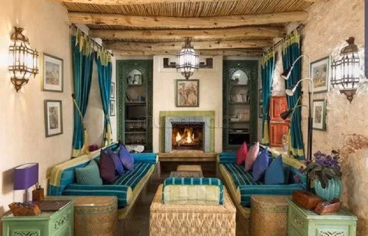 Encuentra el riad de tus sueños en Route de Marrakech. Superficie de 11000 m². Amueblado. 