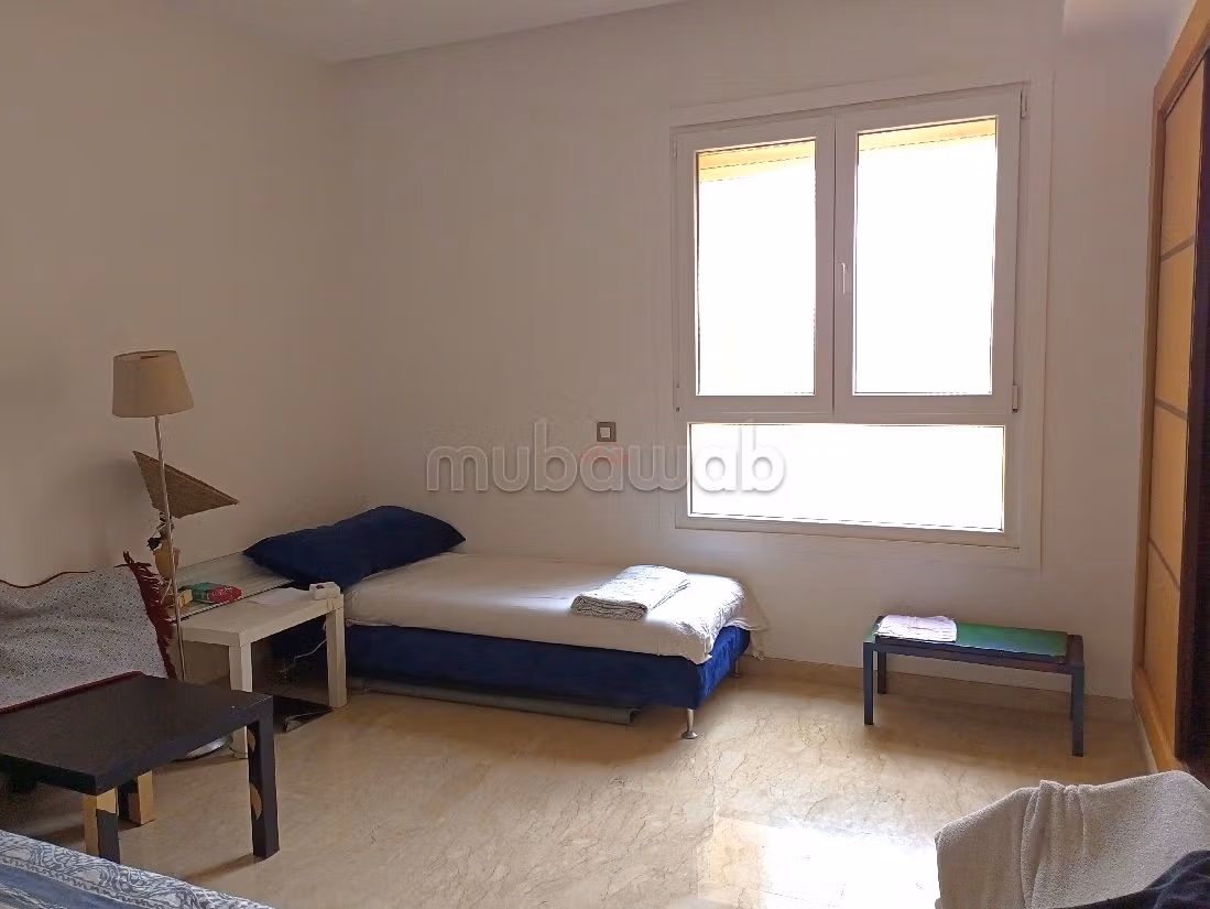 بيع شقة ببوزنيقة. المساحة الكلية 193 م². مفروشة