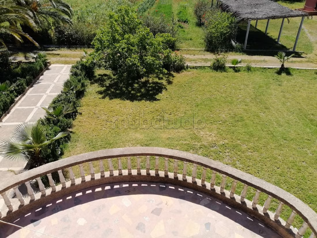 Nu te koop: boerderijen in Entrée Sud. Oppervlakte 20000 m². 