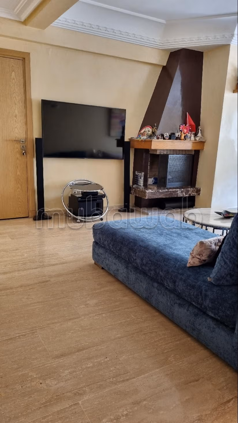 بيع شقة ب النسيم 1. المساحة الكلية 107 م². صحن هوائي والأمن والحراسة. 