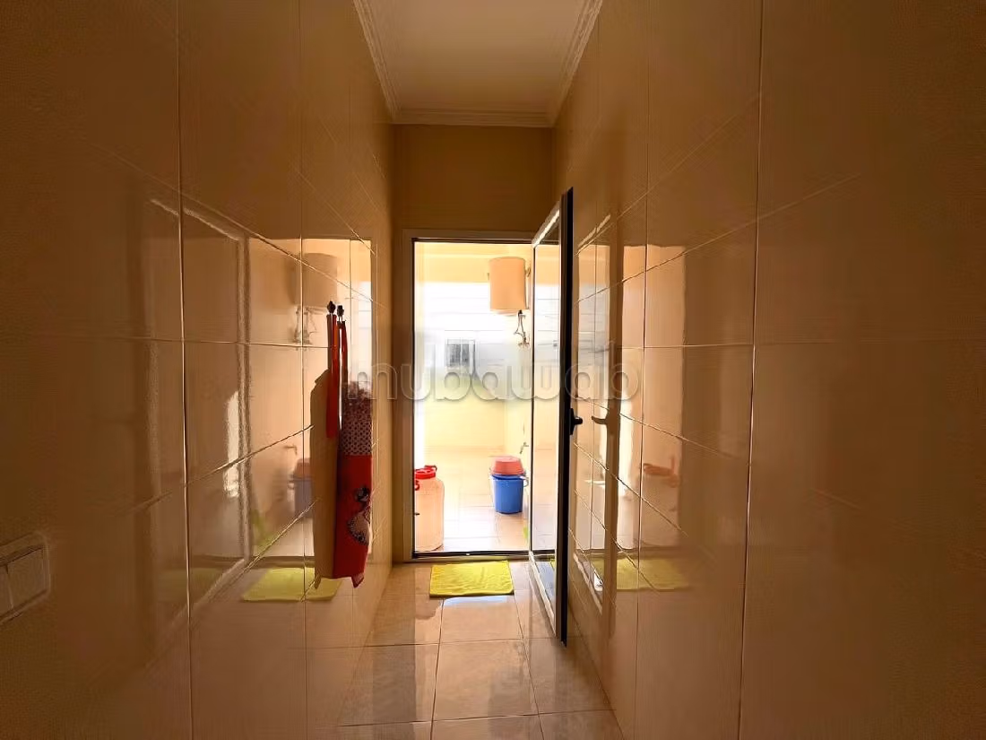 Appartement situé a bd Moulay rachid en face de cl