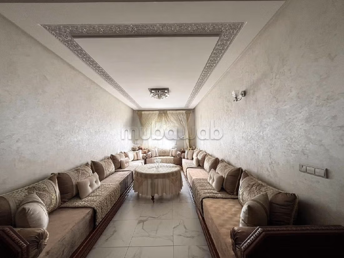Appartement situé a bd Moulay rachid en face de cl