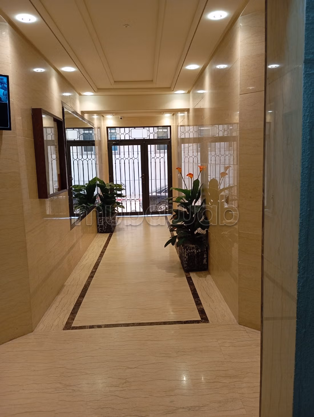 Appartement situé a bd Moulay rachid en face de cl