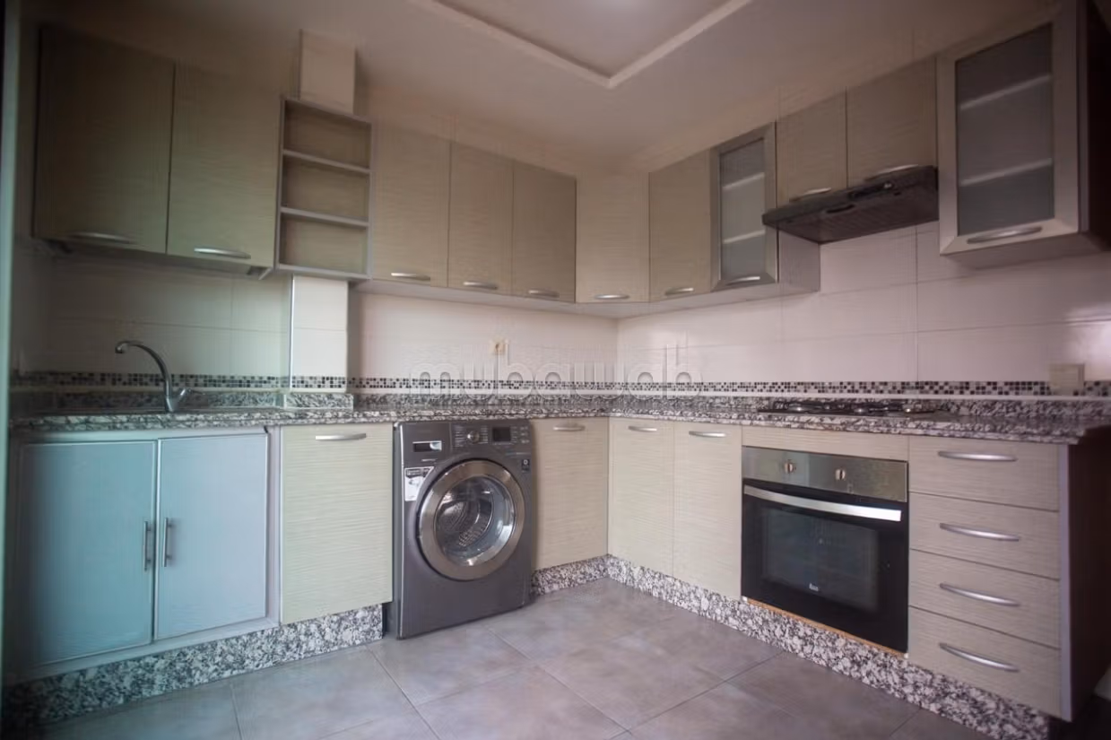 Appartement 140 m² à Les Hôpitaux — 16