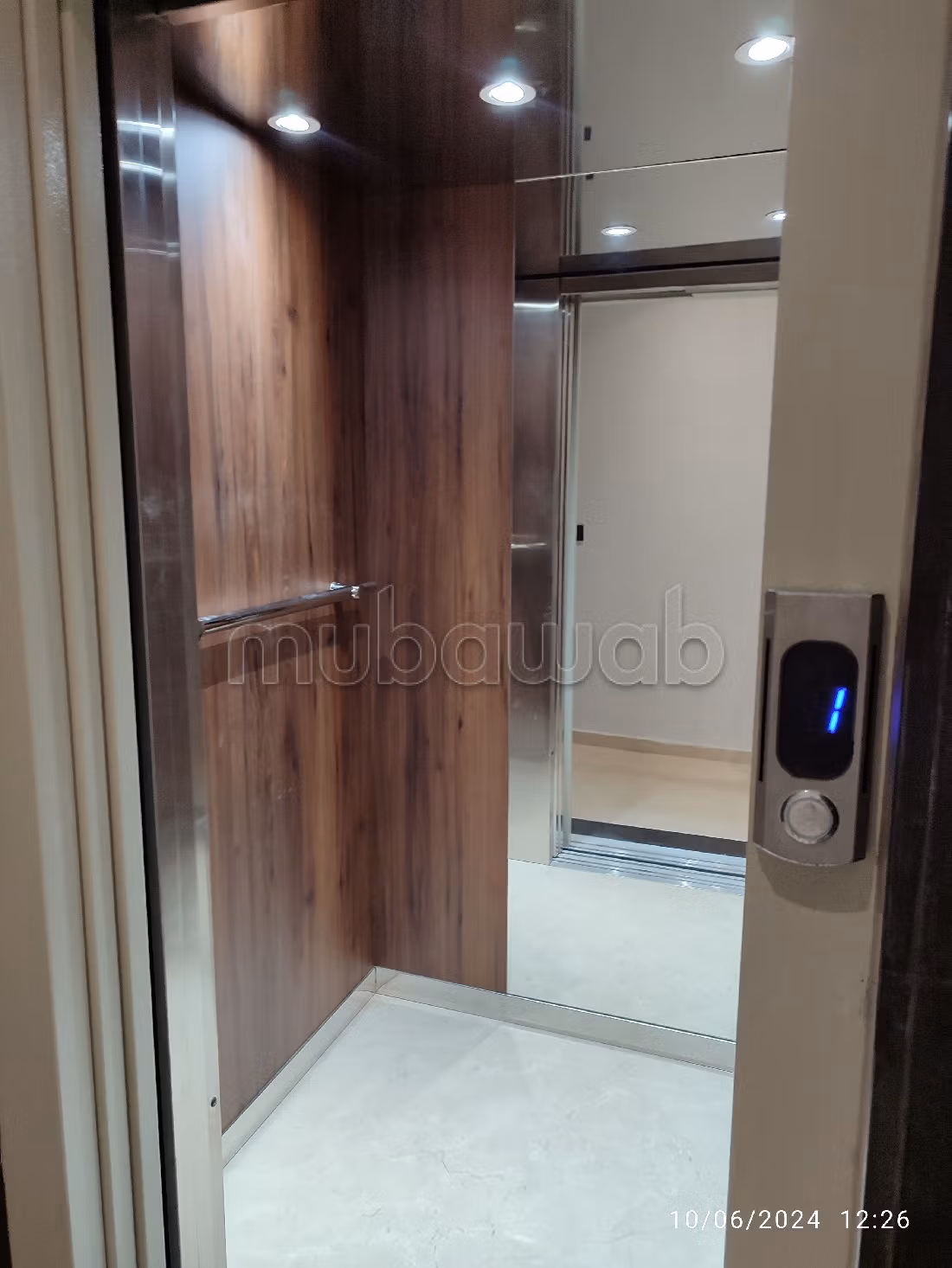 شقة رائعة للبيع بالوازيس. 3 غرف جميلة. خدمات الكونسياج ، و تكييف الهواء