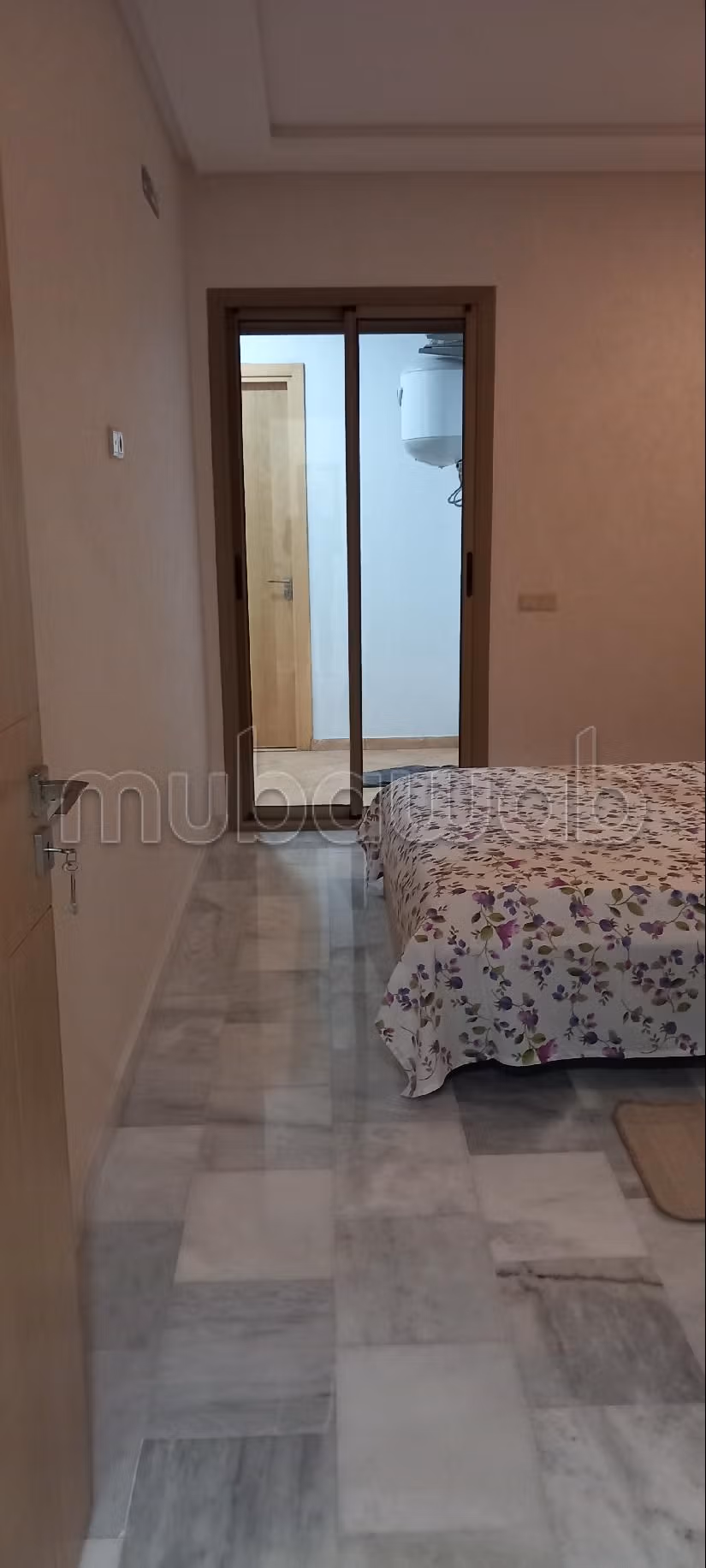 Kamers huren in Centre Ville. Totale oppervlakte 79 m². Volledig gemeubileerd. 