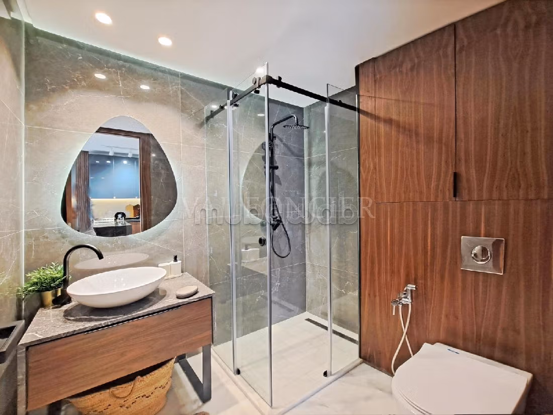 Rent this apartment in Palmier. Small area 55 m². Storage unit