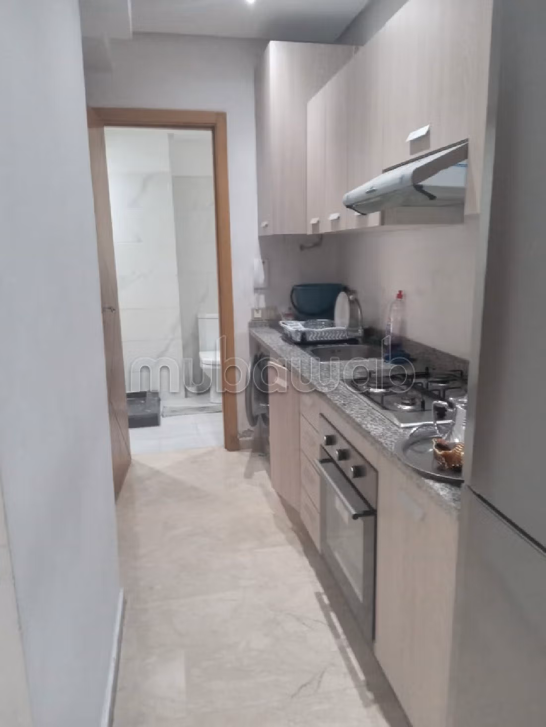 Rent this apartment in Roches Noires. Dimension 69 m². Furnished. 