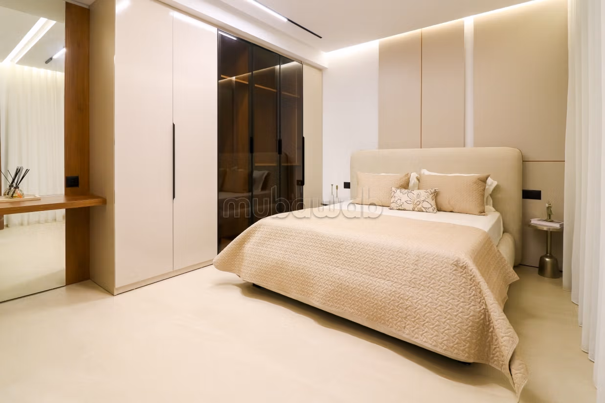 شقة للبيع ب شطرانة 2.4 قطع. نوافذ زجاجية مزدوجة ومدفئة مركزية