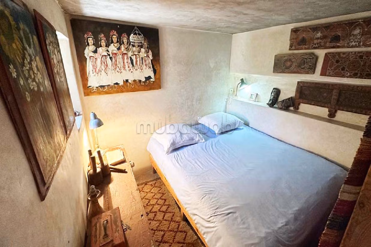 Riad for sale in Place Moulay Hassan. 10 rooms. View facing the sea, Centralised air conditioning