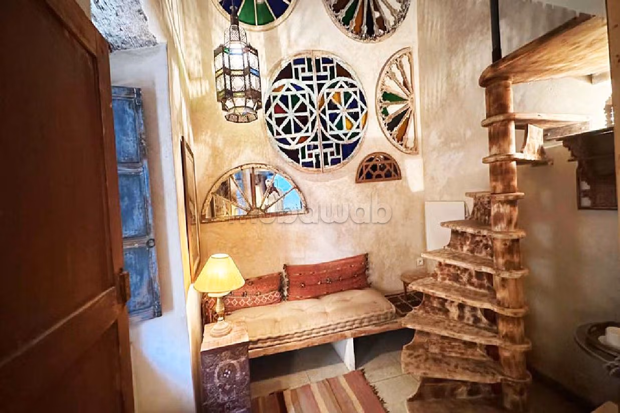 Riad for sale in Place Moulay Hassan. 10 rooms. View facing the sea, Centralised air conditioning