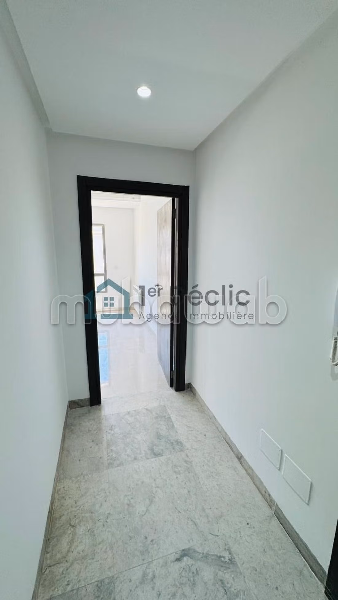 Sell apartment in Aouina. Small area 75 m². 