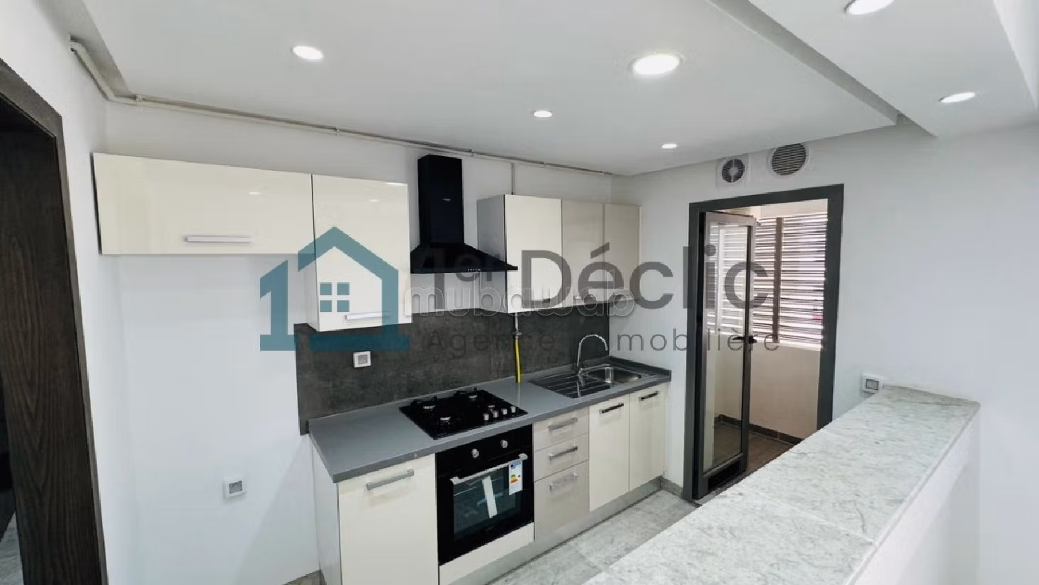 Sell apartment in Aouina. Small area 75 m². 