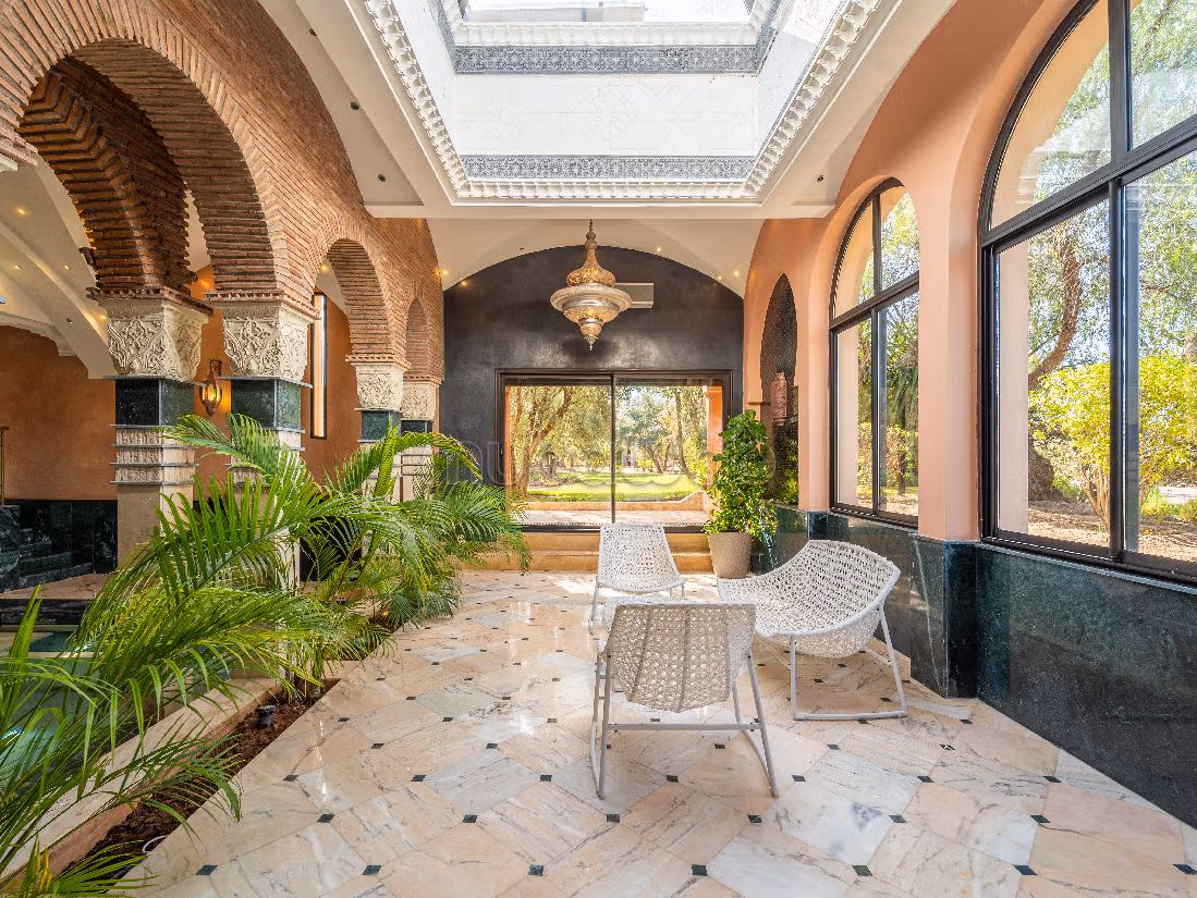 Magnífico piso en alquiler en Route de Ouarzazate. 7 hermosas habitaciones. Amueblado. 