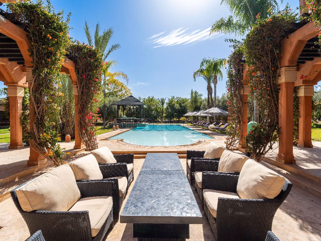 Magnífico piso en alquiler en Route de Ouarzazate. 7 hermosas habitaciones. Amueblado. 