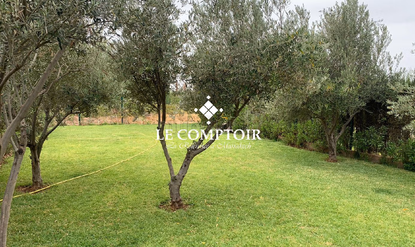 Meravigliosa villa in affitto a Agdal. 5 locali. arredato. 