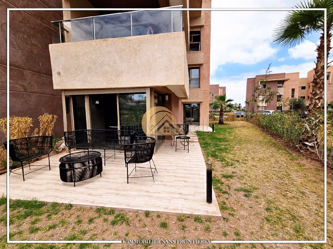 Rent this apartment in Route Amizmiz. Total area 200 m². Furnished