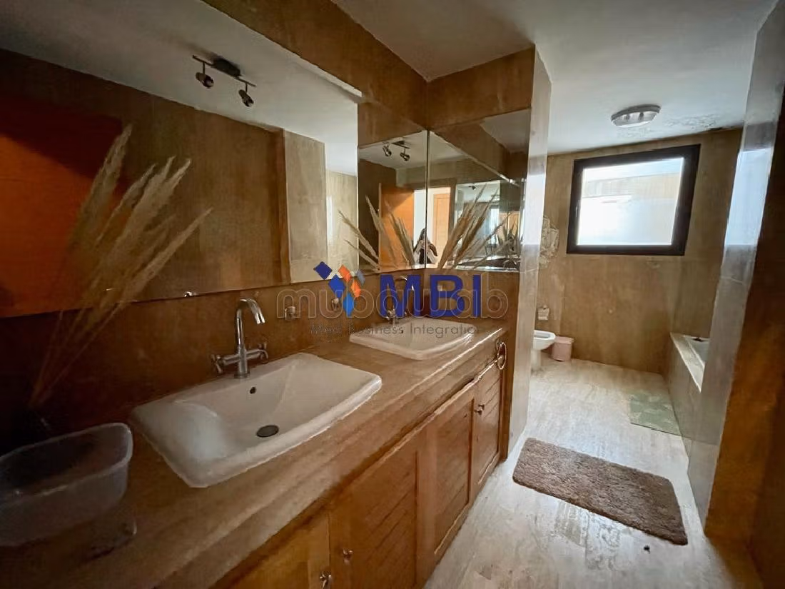 Te koop: appartementen in Achakar. 5 Ruimtes. Volledig gemeubileerd