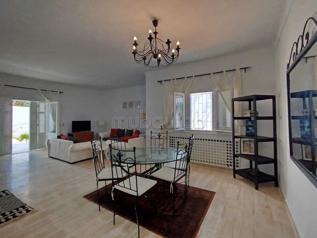 Beautiful villa for rent in Hammamet. 4 comfortable rooms. Cellar