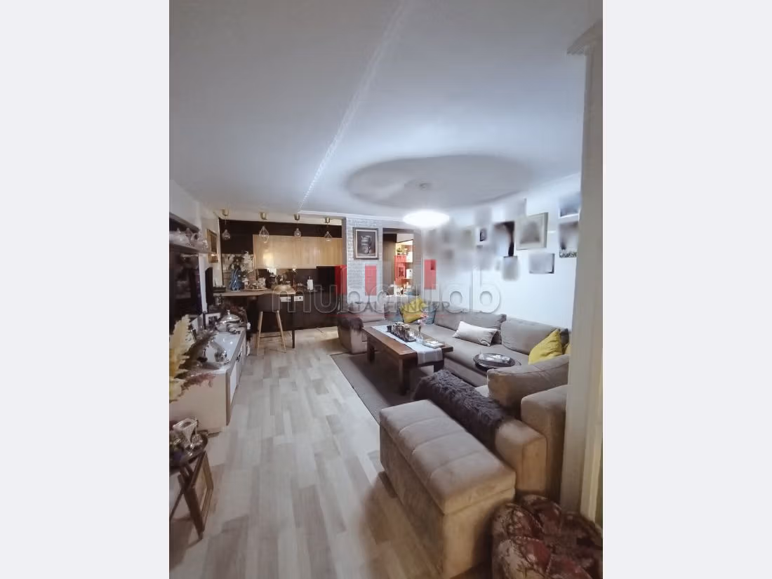 Fabulous apartment for sale in Les princesses. Large area 163 m². Carpark and elevator. 