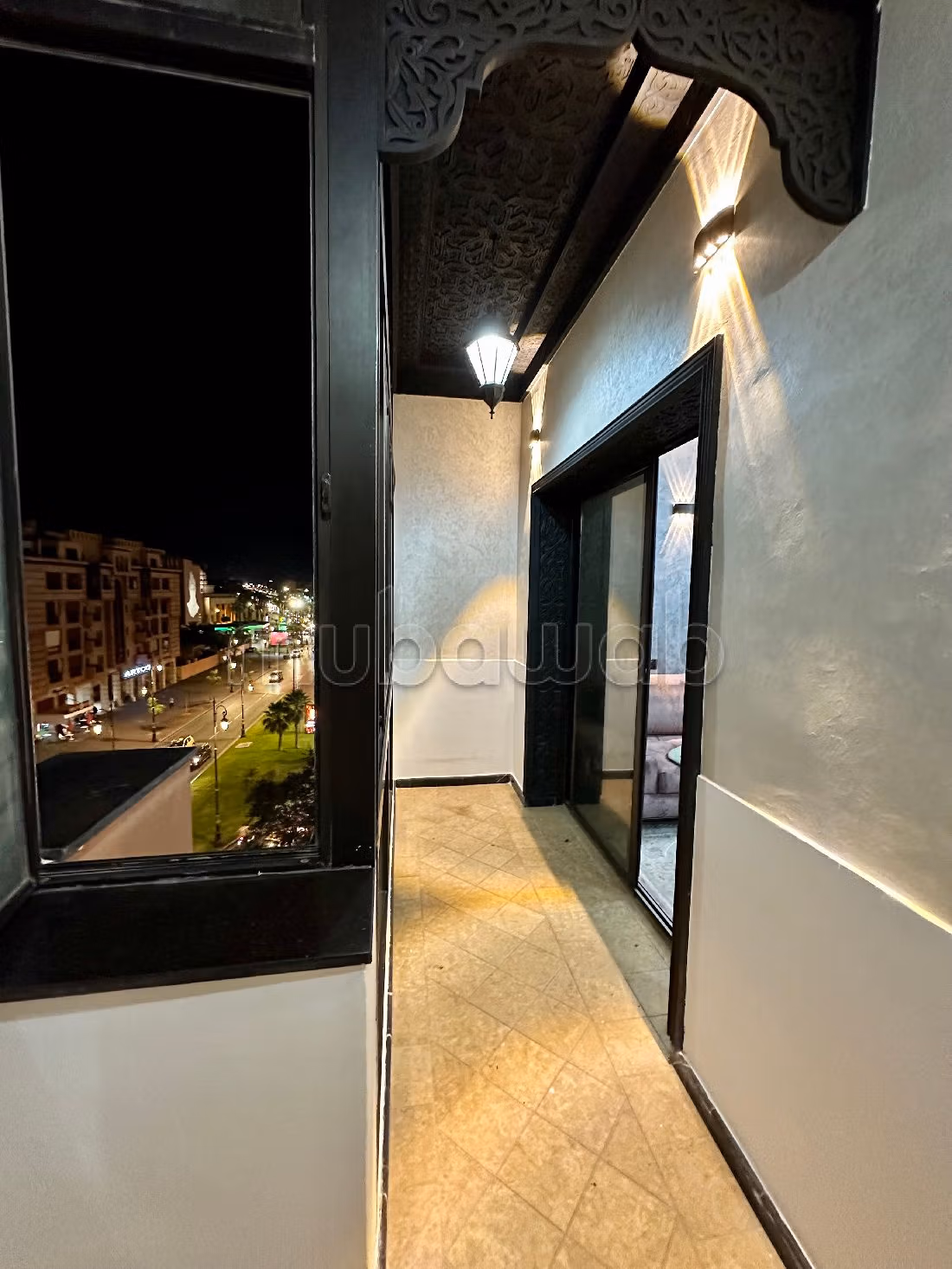 Chambre salon à côté la gare du train centre de Gu