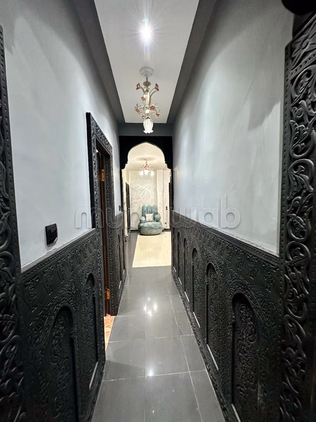 Chambre salon à côté la gare du train centre de Gu