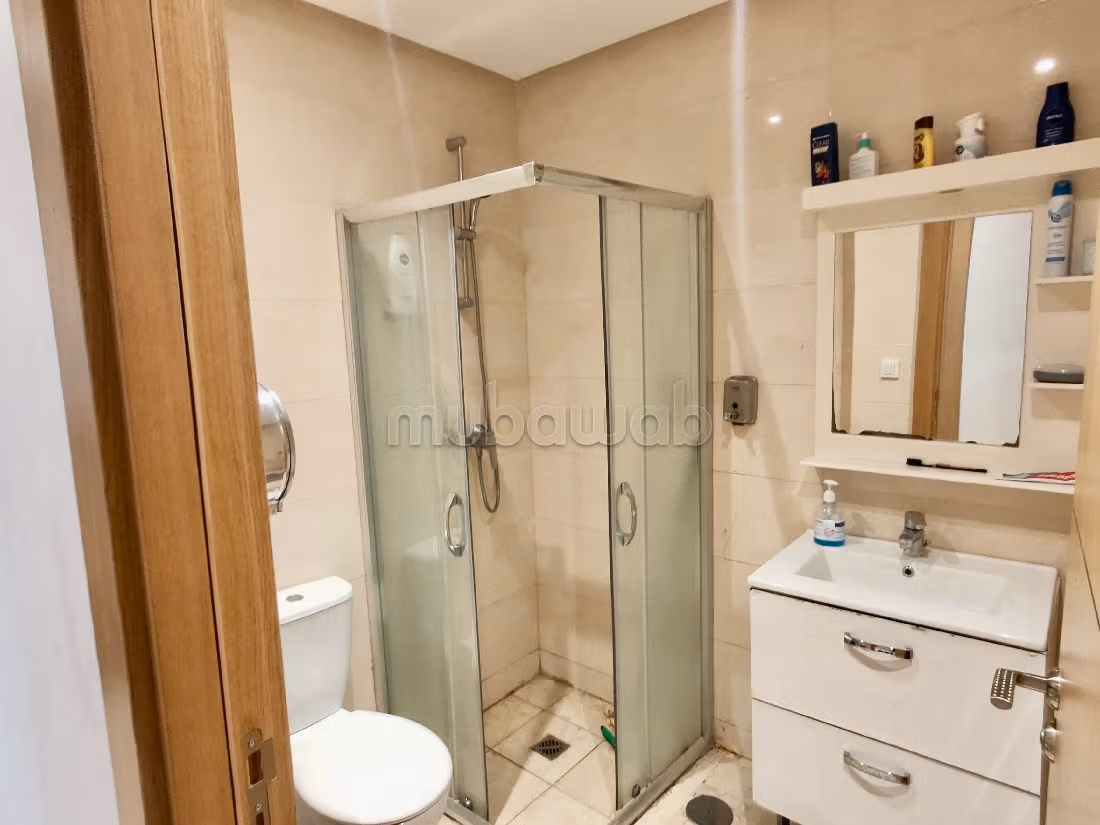 Bellissimo appartamento in affitto a Sidi Maarouf. Superficie totale 135 m². Arredato