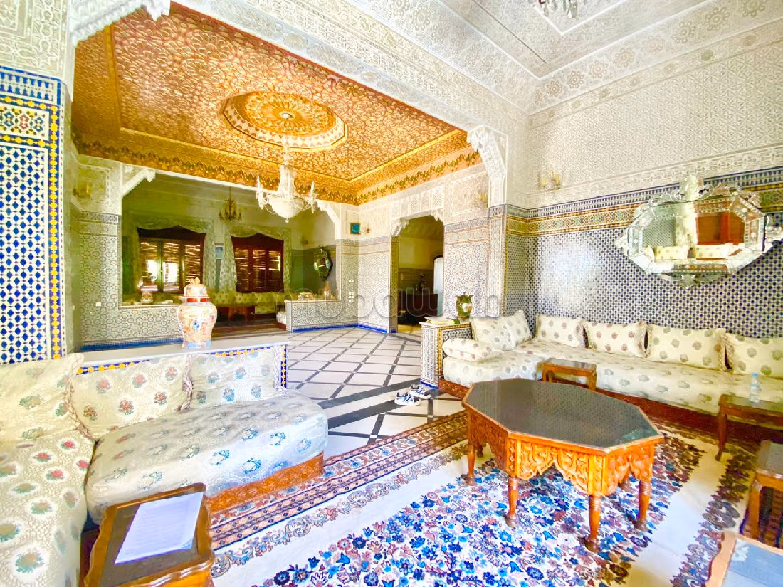 Villa di lusso in vendita a Polo. 8 ampi locali. Riscaldamento