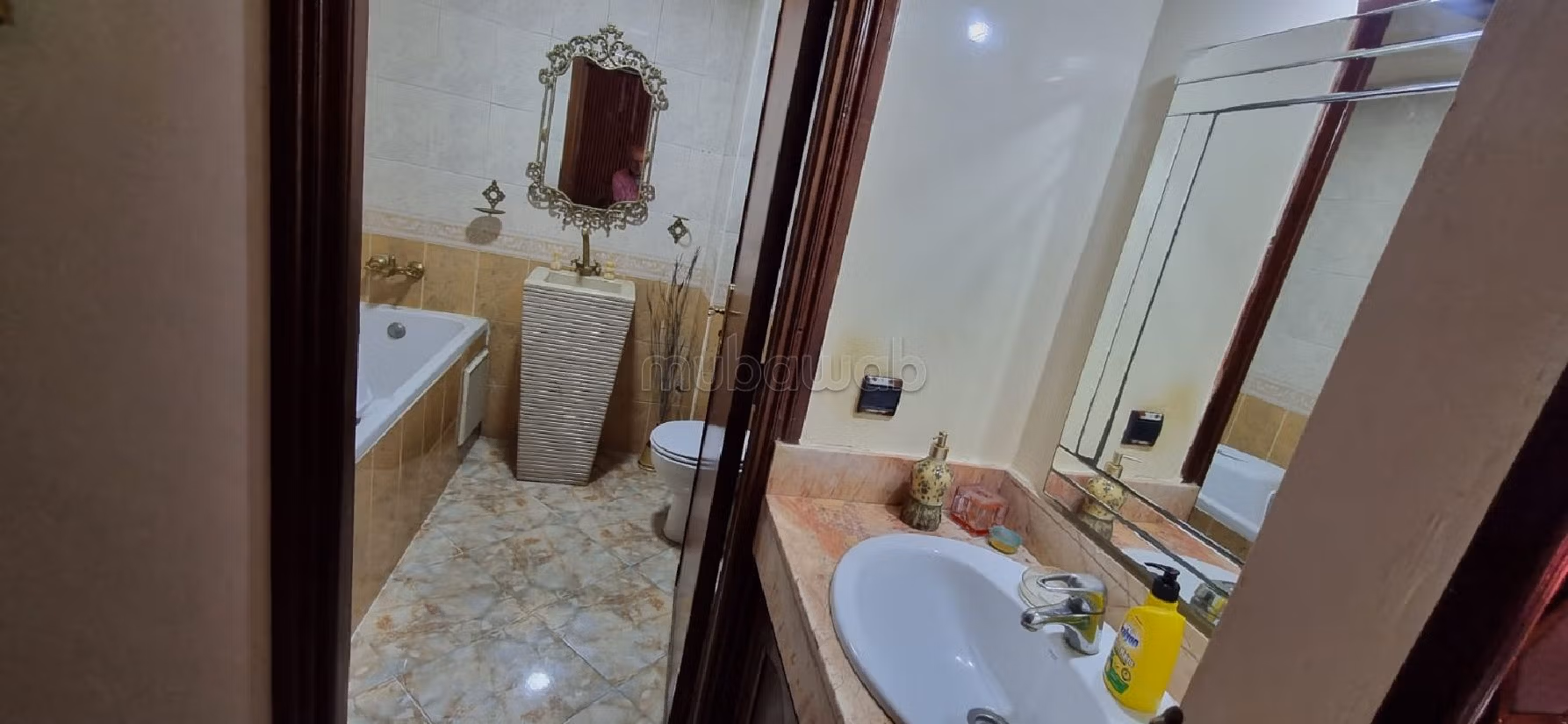 Vendita di uno splendido appartamento a Quartier Bachkou. Superficie 199 m². Garage e terrazzo