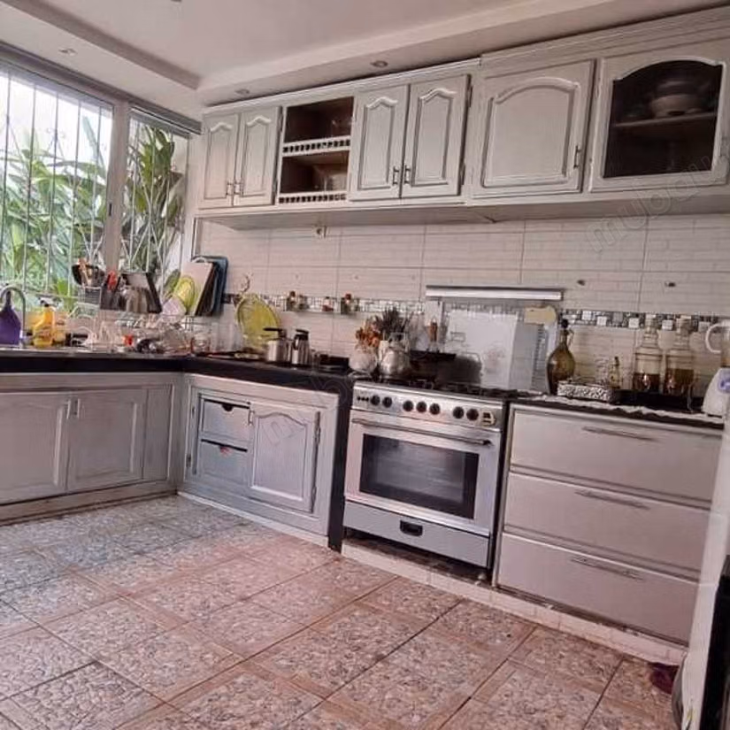 Appartement à Vendre de 199.0 m² à Casablanca, Bachkou