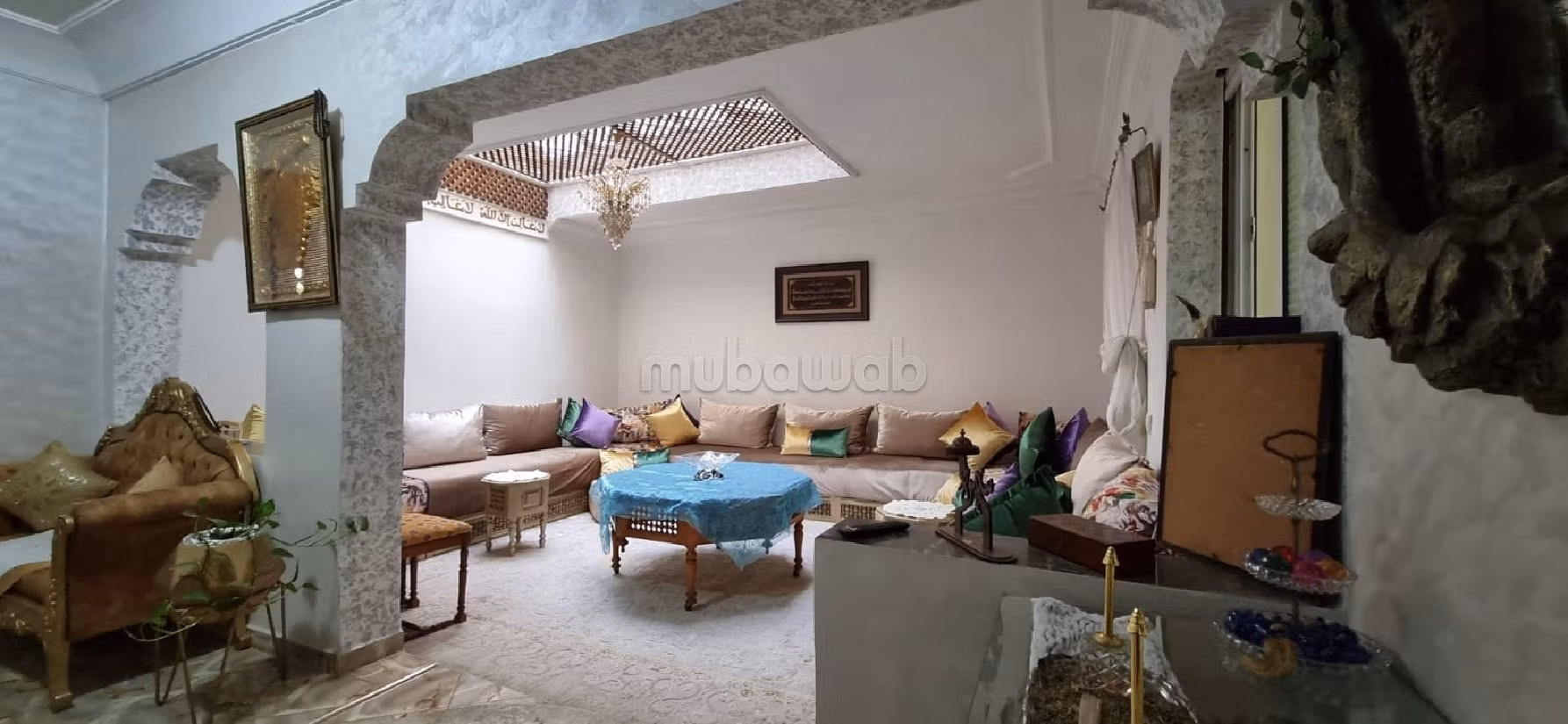 Vendita di uno splendido appartamento a Quartier Bachkou. Superficie 199 m². Garage e terrazzo
