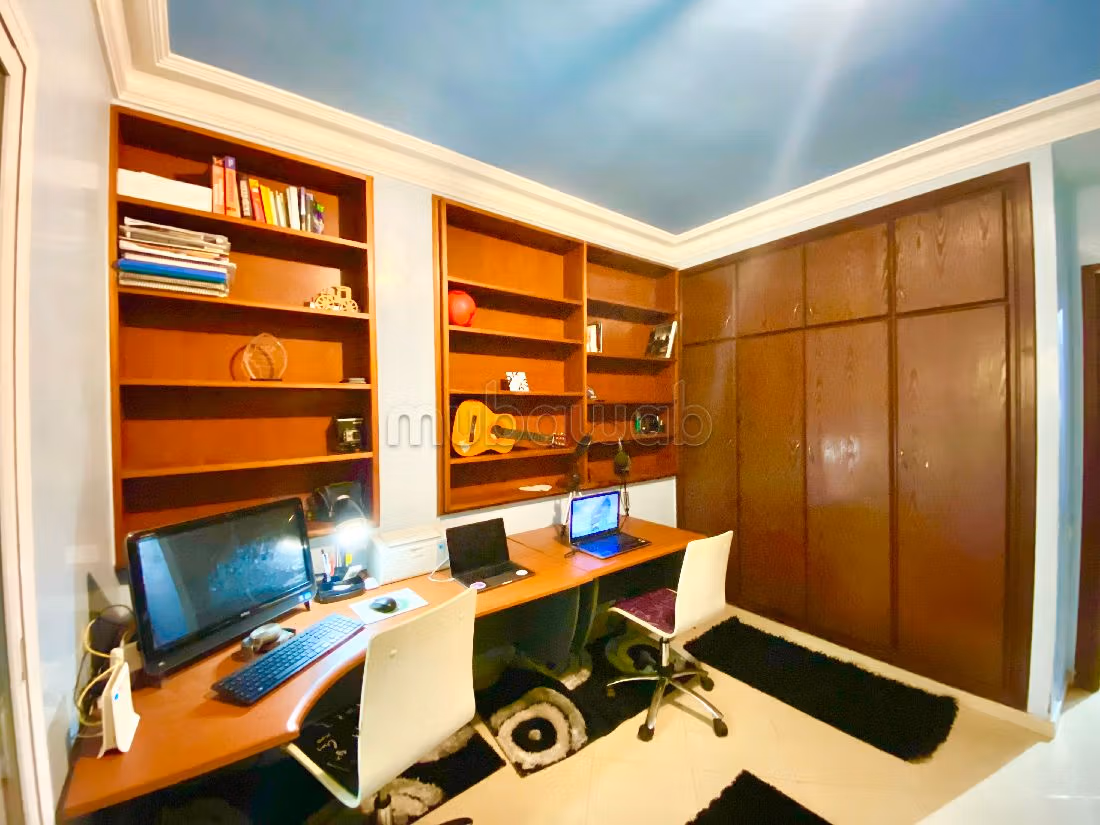 Appartement à Vendre de 170.0 m² à Casablanca, Hopitaux — 6