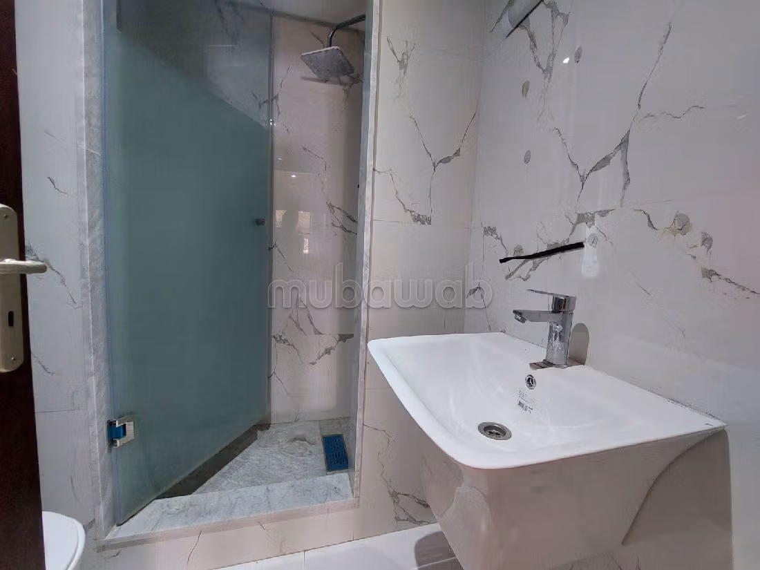 Apartment to purchase in Triangle d'Or. 5 rooms. Lift