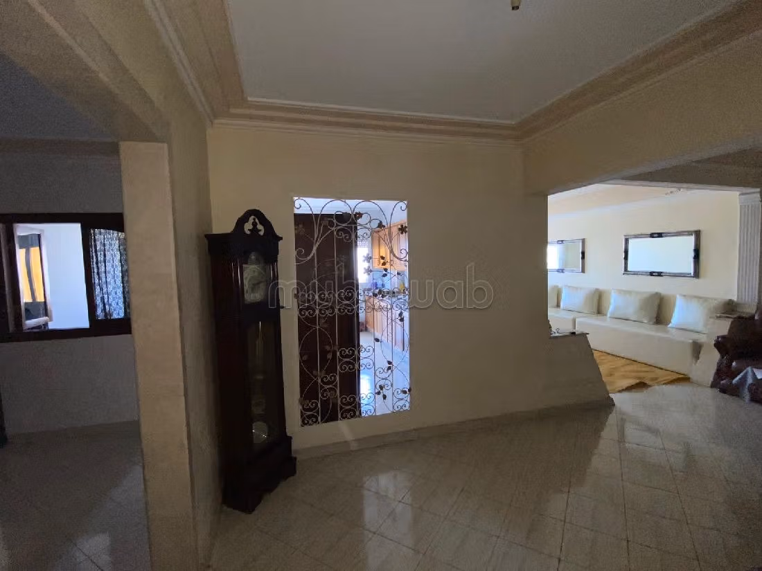 Appartement à Vendre de 125.0 m² à Casablanca, Derb Omar — 5