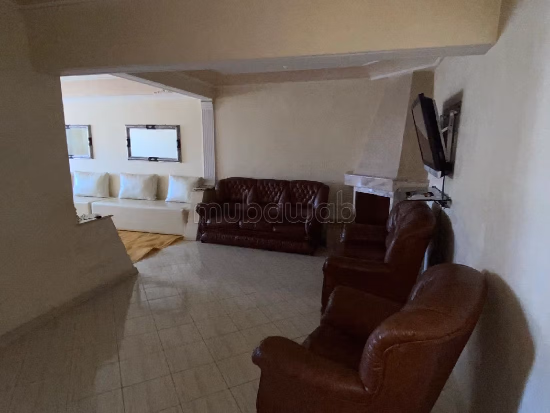 Appartement à Vendre de 125.0 m² à Casablanca, Derb Omar — 4