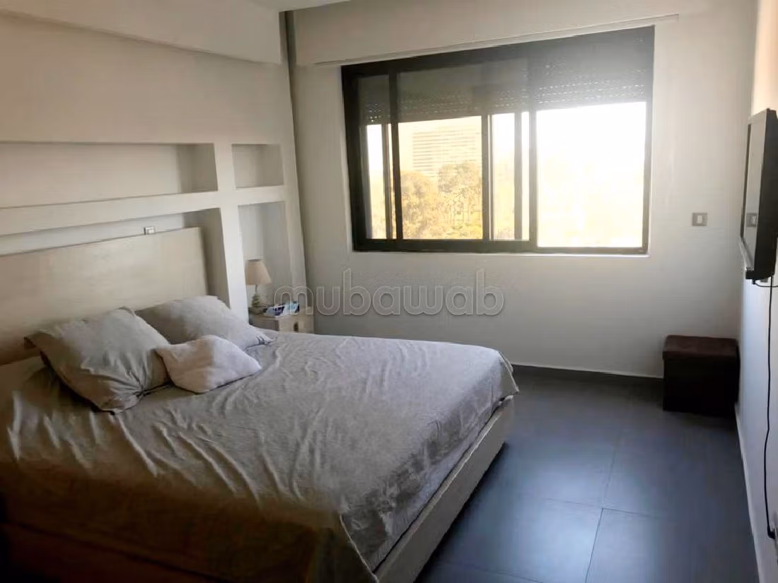 Apartment to purchase in Gauthier. 5 comfortable rooms. With Lift, Carpark