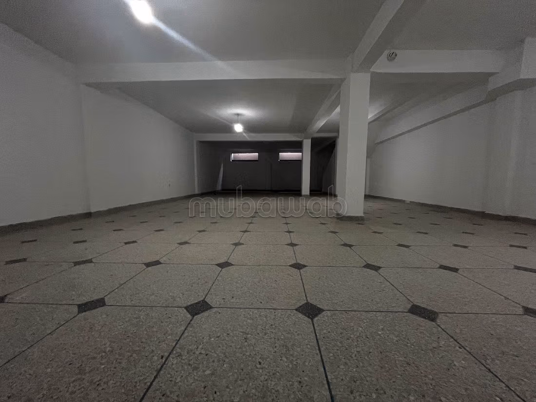 Nu te koop: appartementen. 4 Slaapkamers. Met garage
