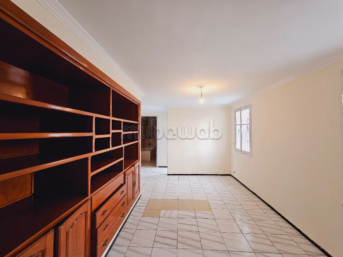 Appartement à Vendre de 189.0 m² à Casablanca, Benmsick